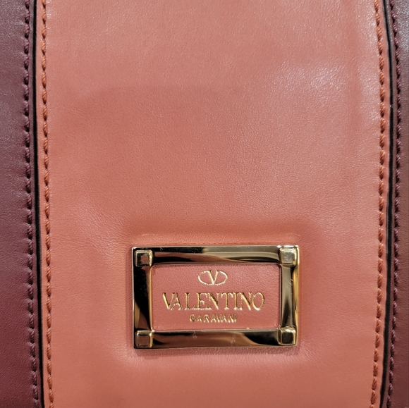 Bags - Picture 3 of 16